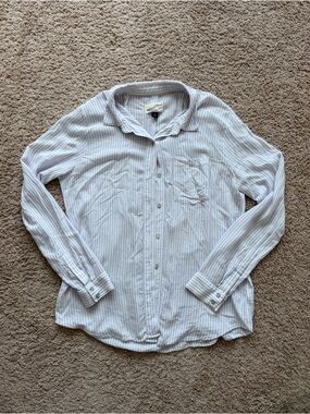 Universal Thread Light Purple Striped Long-Sleeve Button-Up Shirt